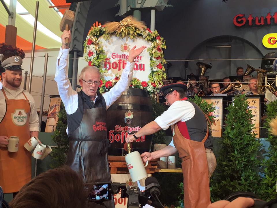 Stuttgarts OB Fritz Kuhn hat das Cannstatter Volksfest 2016 eröffnet. (Foto: STUGGI.TV)