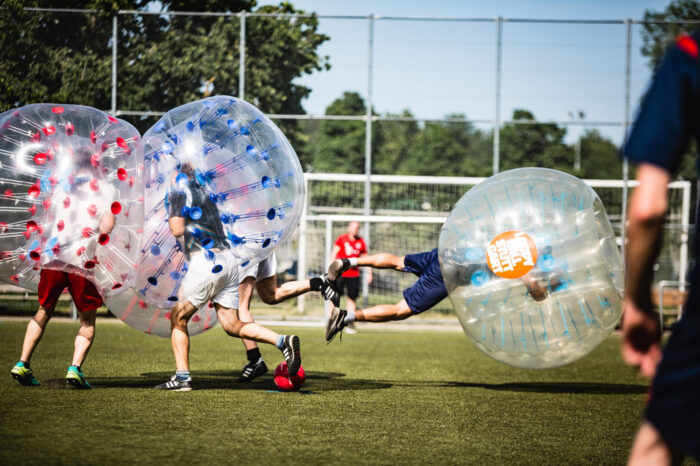 Fußball in Verrückt: Bubble Soccer-Turnier lockt auf die Waldau