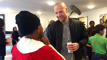 Culcha Candela besucht Flüchtlingsheim in Möhringen