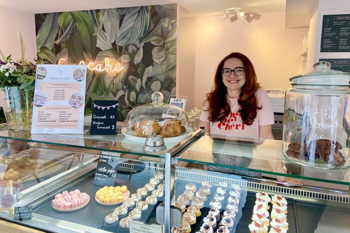 Schnuckeliges Café am Hölderlinplatz: Das Cupcakes and Bagels im Food-Check