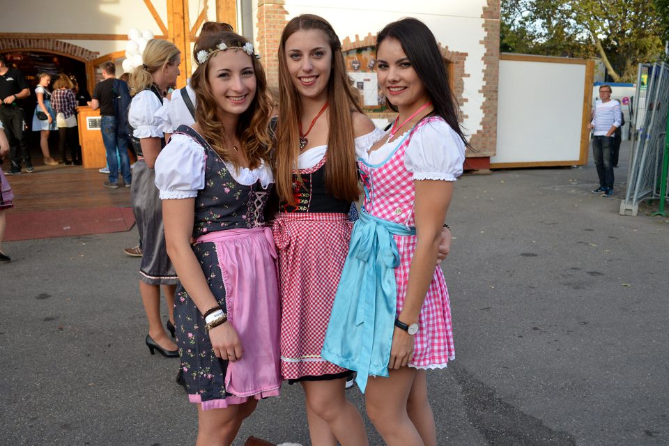 Zum Start des Stuttgarter Frühlingsfest 2019 haben wir die 6 besten Tipps für das perfekte Wasen-Styling für euch. (Foto: STUGGI.TV)