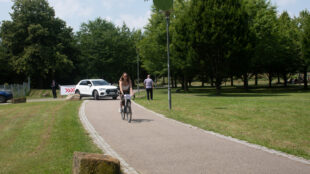 Insgesamt 288 Studenten haben an der mobilen Zeremonie teilgenommen.