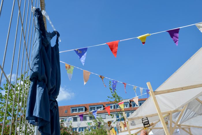 Die Kleidertauschparty des Jugendrat Stuttgart auf dem Übermorgenmarkt. (Foto: STUGGI.TV/Grimmer)