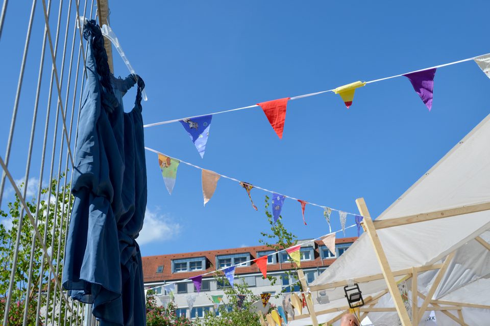 Die Kleidertauschparty des Jugendrat Stuttgart auf dem Übermorgenmarkt. (Foto: STUGGI.TV/Grimmer)