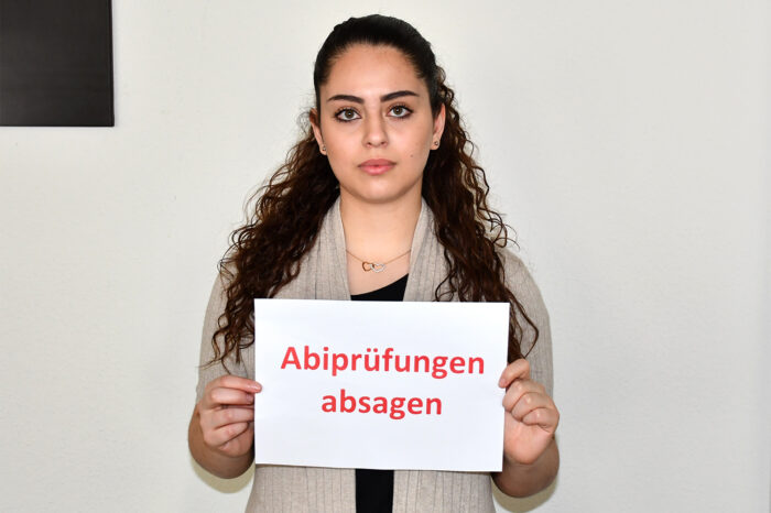 Tausende Schüler in Baden-Württemberg fordern Absage der Abschlussprüfungen