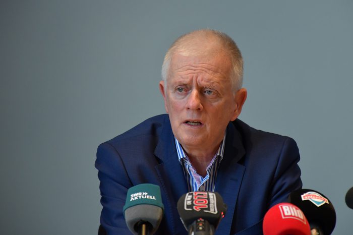 "Müssen jetzt reagieren": OB Fritz Kuhn besorgt über Reiserückkehrer aus Kroatien