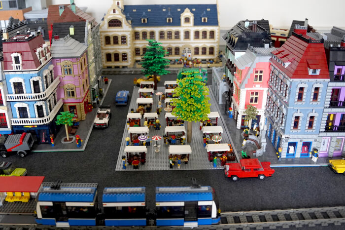 Lego-Ausstellung im Schloss lockt nach Ludwigsburg