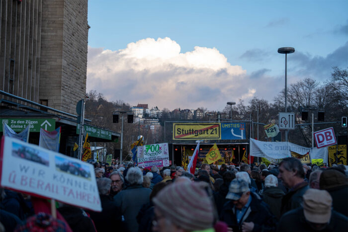 700. Montagsdemo gegen S21: Frust bei den Demonstrierenden