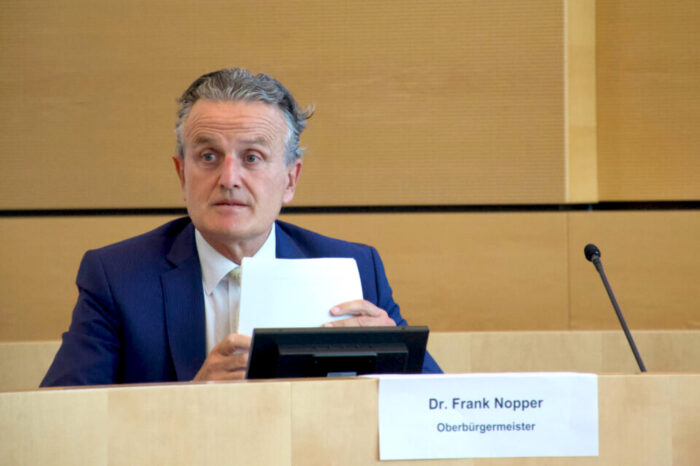 OB Nopper präsentiert Doppelhaushalt für Stuttgart