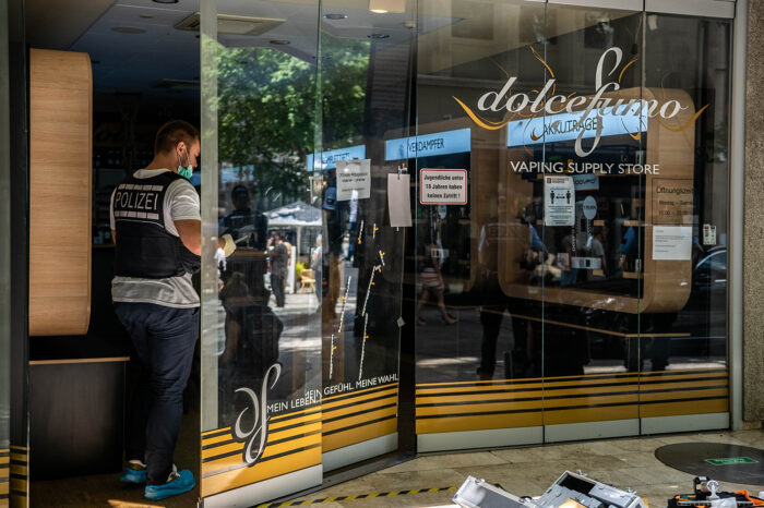 Fotos veröffentlicht: Polizei sucht 17 Tatverdächtige aus der Stuttgarter Krawallnacht