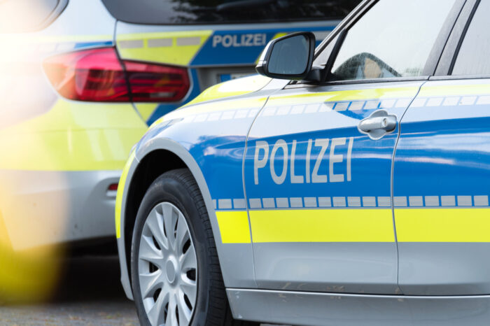 Sexuelle Belästigung am Schlossplatz - Polizei sucht nach Tätern