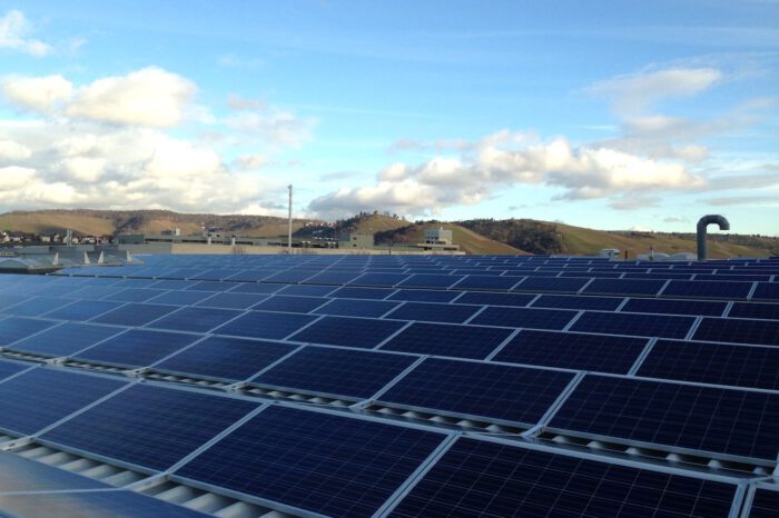 Stadtwerke bauen Photovoltaik-Anlagen in Stuttgart aus