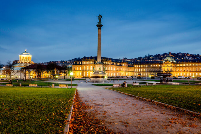 4.000 Lichter für die Ukraine: Politisches Bündnis lädt erneut zur Demo auf den Schlossplatz