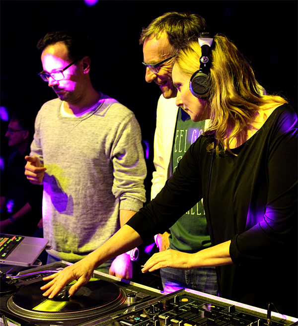 DJ-Bürgermeister auf der Stuttgart-Nacht (Foto: STUGGI.TV/Schudnagies)