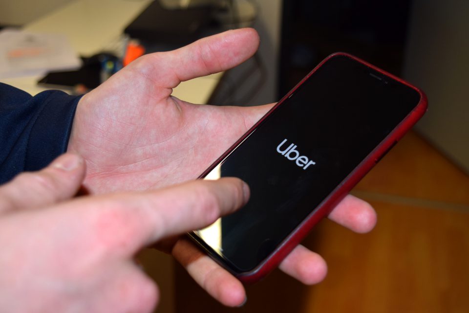 Uber ab sofort in Stuttgart: Werdet ihr das Angebot nutzen? (Foto: STUGGI.TV)