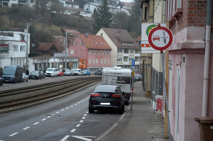Neues Verkehrsschild in Stuttgart-Süd: Autofahrer tappen in Verkehrskontrolle