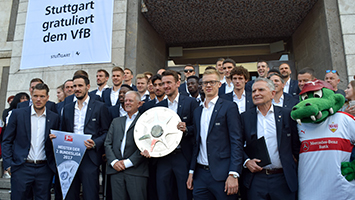 OB Kuhn empfängt den VfB Stuttgart im Rathaus (Foto: STUGGI.TV/Berger)