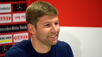 VfB-Präsident Wolfgang Dietrich bei der Vorstellung von Thomas Hitzlsperger als Sportvorstand beim VfB Stuttgart (Foto: STUGGI.TV)