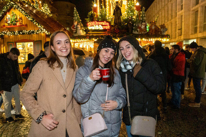 Stimmungsvolle Eröffnung: Stuttgarter Weihnachtsmarkt ist gestartet