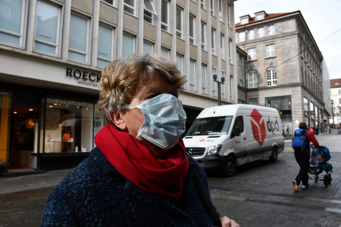 Steigende Infektionen: Großveranstaltungen bleiben bis Ende des Jahres verboten