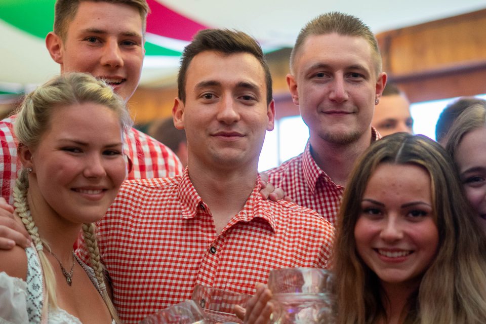 Das Stuttgarter Frühlingsfest 2018 ist eröffnet. (Foto: STUGG.TV)